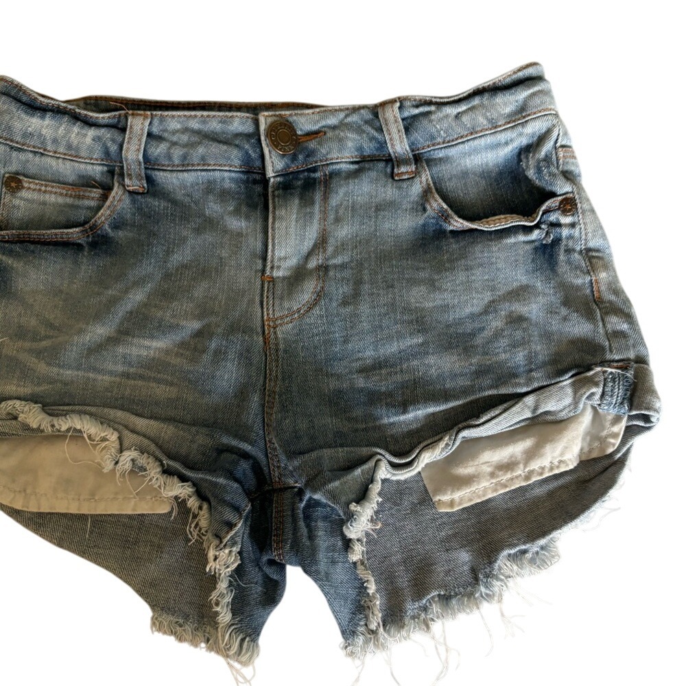 Celebrity Pink Blue Distressed Jean‎ Shorts Sz 3